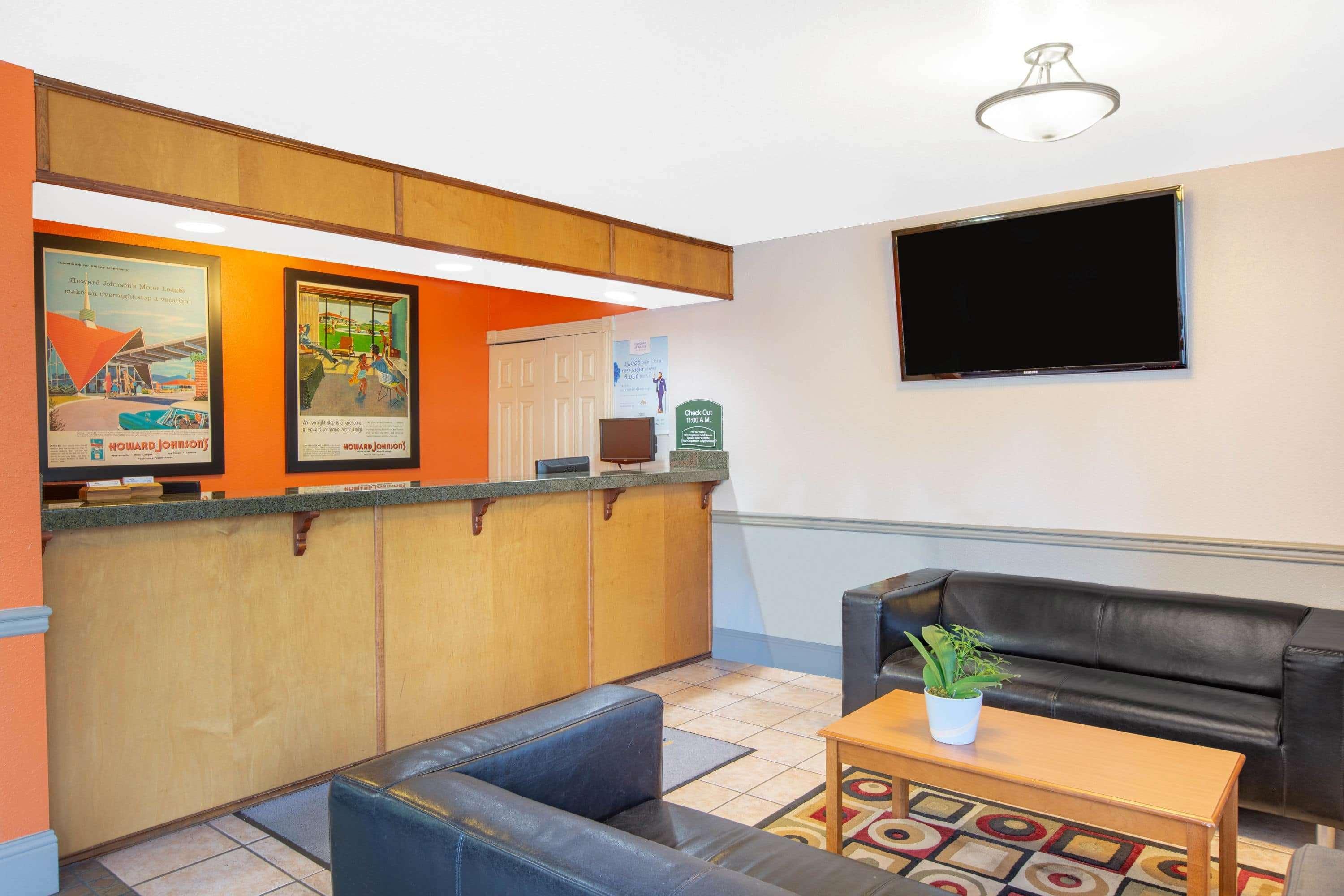 Howard Johnson By Wyndham Salem Exterior photo